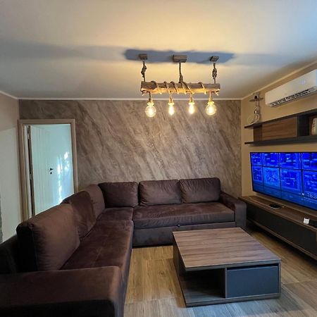 Apartman Dasic Jagodina Exterior foto